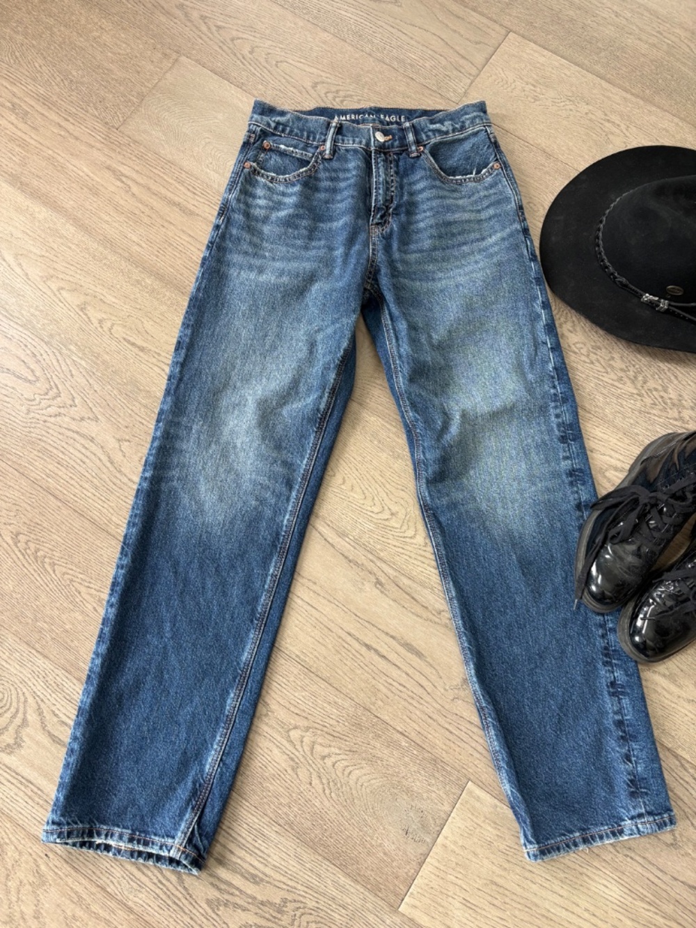 American Eagle Jeans - Picture 2 of 9